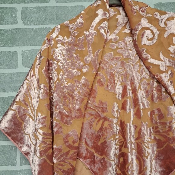 Sunclo Scarf Velvet Pink Floral Satin Semi Sheer Big Square Bandana 44 X 44 Inch - Picture 3 of 9